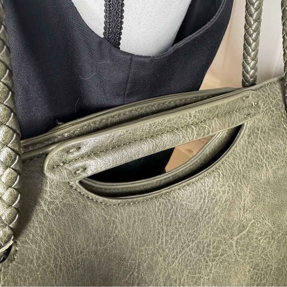 Deux Lux Green Vegan Leather Tote Bag - Picture 6 of 13